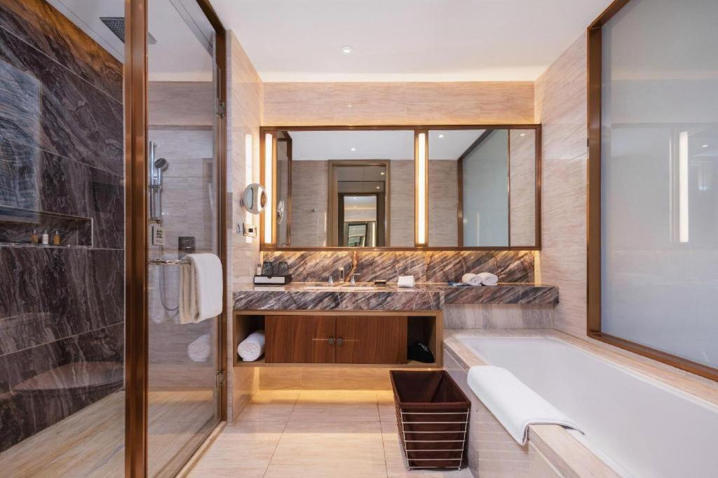 The Qube Hotel Xiangyang Сянян Екстериор снимка