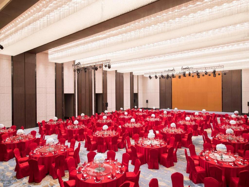 The Qube Hotel Xiangyang Сянян Екстериор снимка