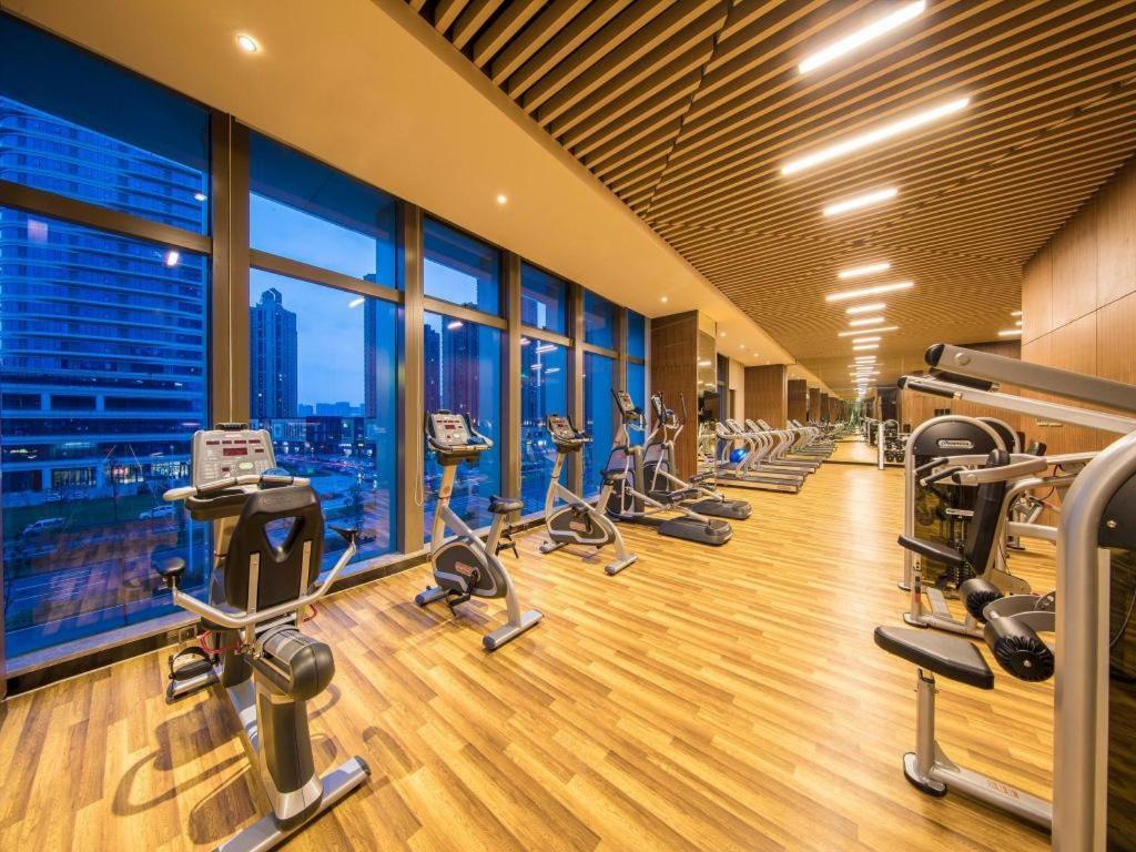 The Qube Hotel Xiangyang Сянян Екстериор снимка
